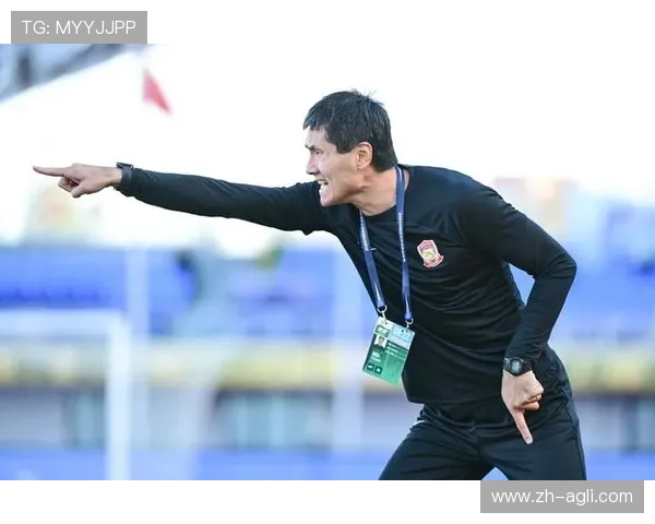 足球比赛中的教练战术调整与指挥艺术